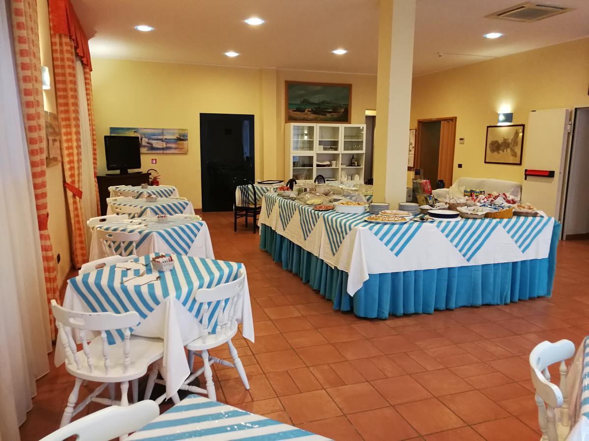 Hotel Belmare Porto Azzurro Zewnętrze zdjęcie