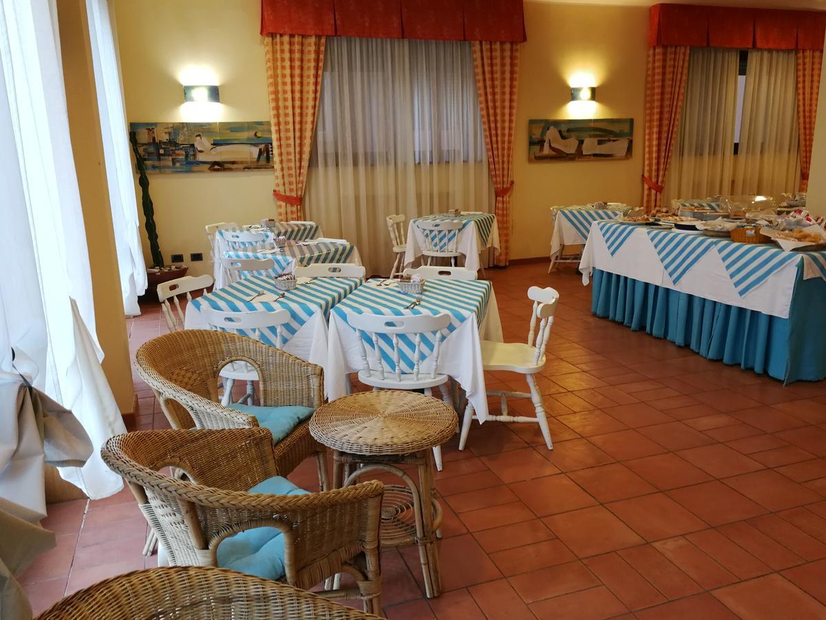 Hotel Belmare Porto Azzurro Zewnętrze zdjęcie